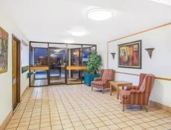 Super 8 By Wyndham Blytheville Εξωτερικό φωτογραφία